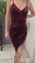 Vestido corto vino velvet